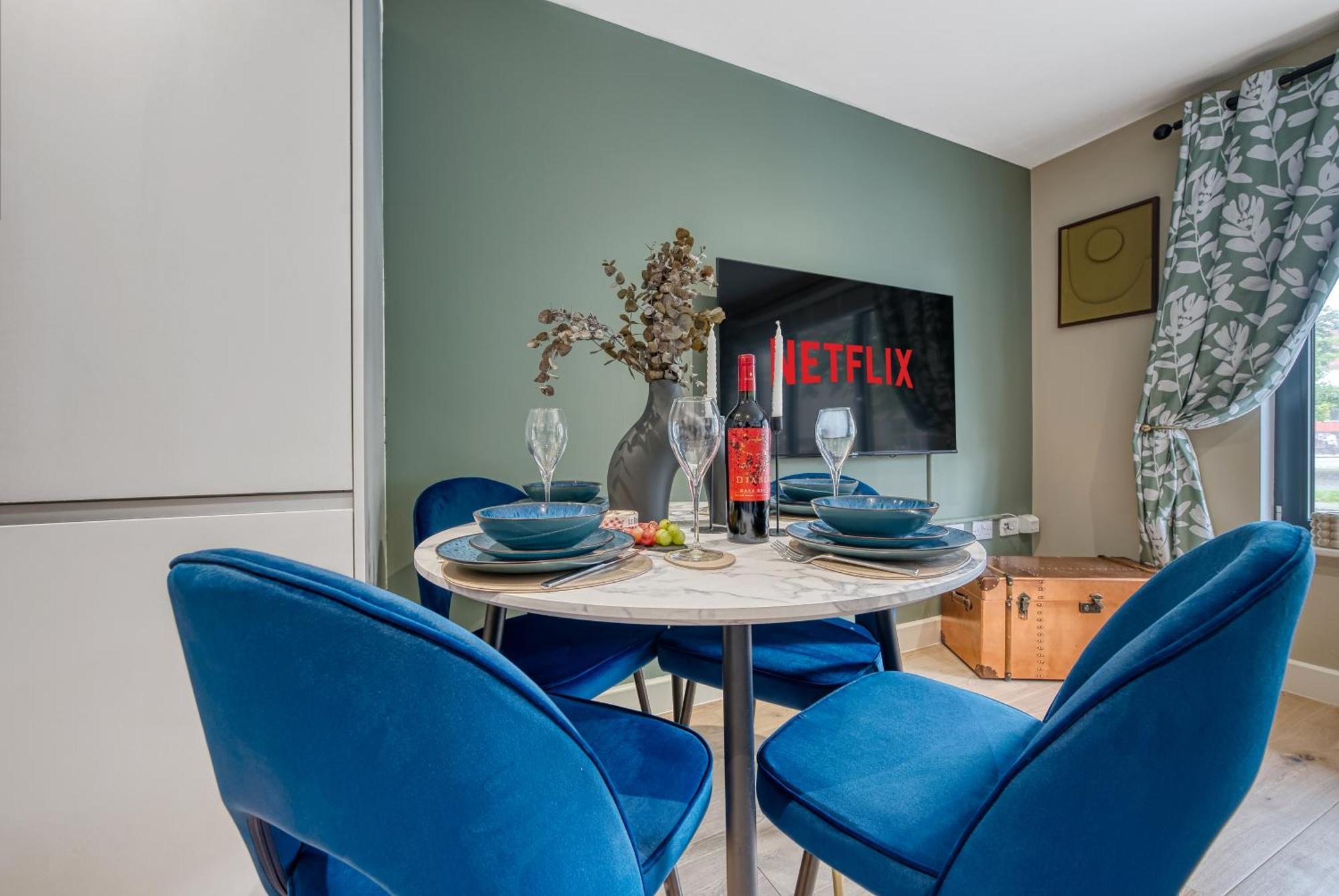 1 Bedroom Ocean Village Luxurious, Stylish & Cosy Apartment, Central Location In Southampton, Sleeps 4 - Summer Special Offer! - By Blue Puffin Stays Exteriér fotografie